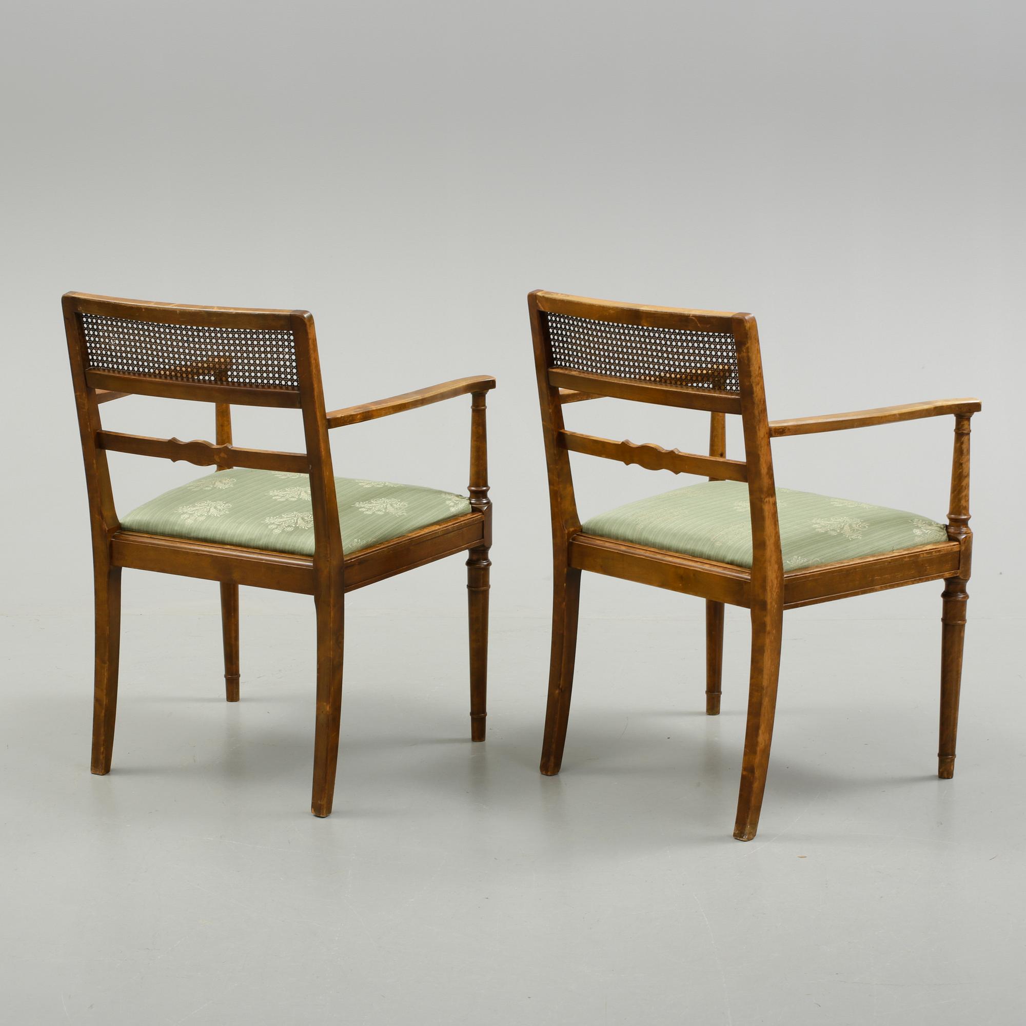 KARMSTOLAR, ett par, "Cecil", Axel Einar Hjort, Svenska Möbelfabriken, omkring 1925.