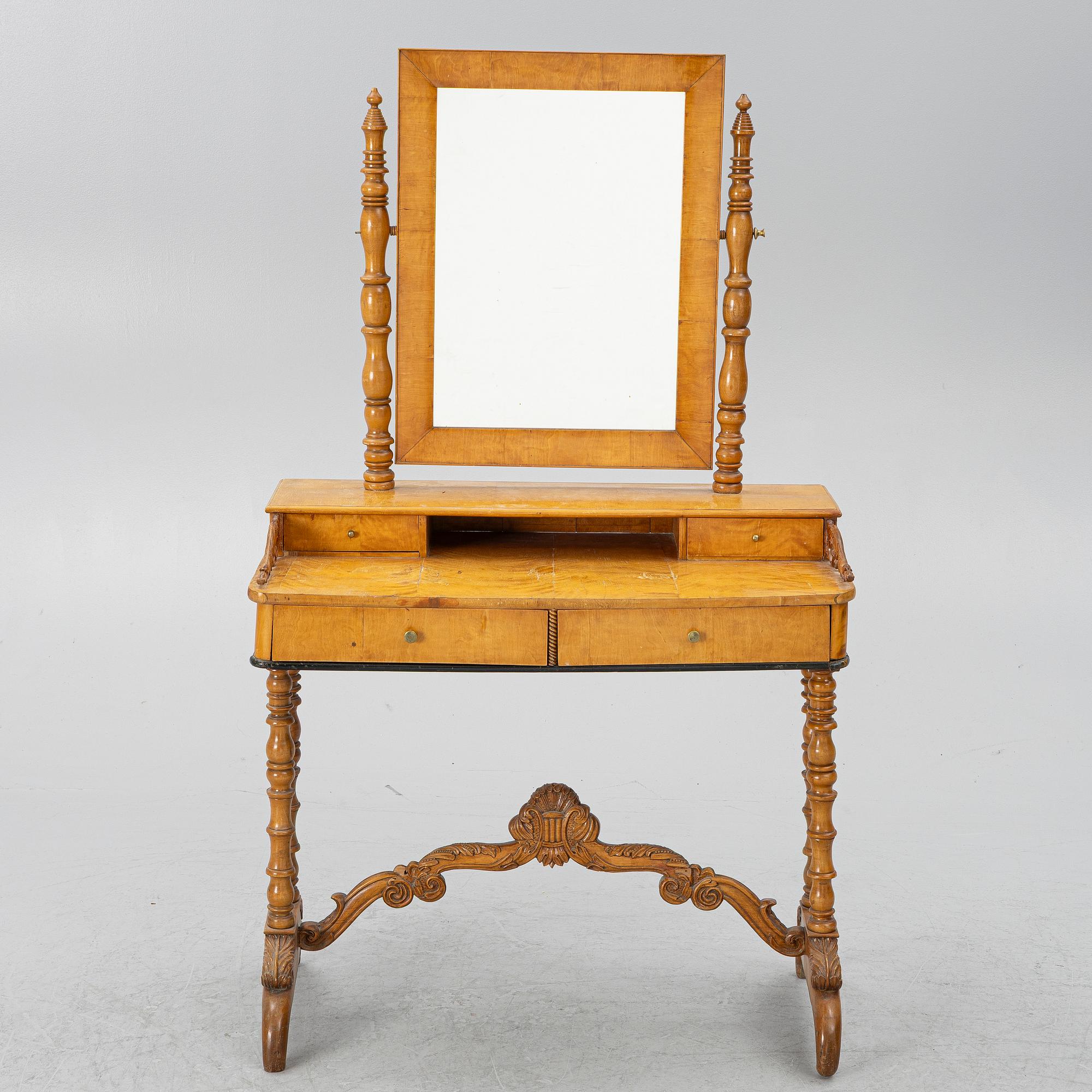 A dressing table, first half of the 19th century.