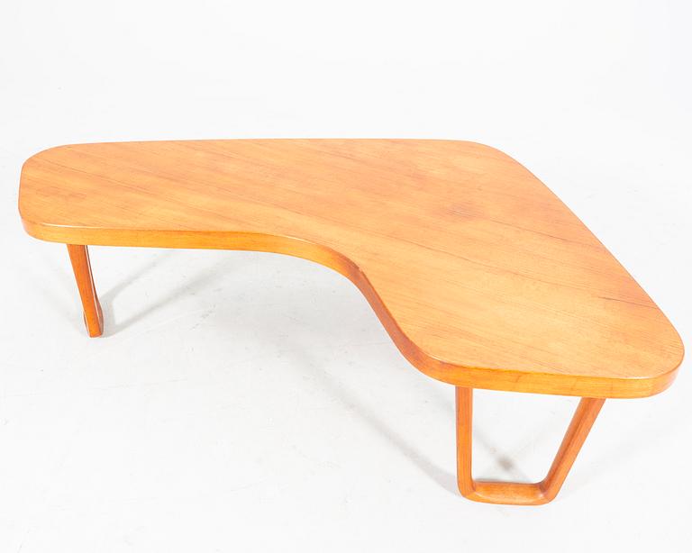 A veneered coffee table from Alberts in Tibro, second half of the 20th cenutry.