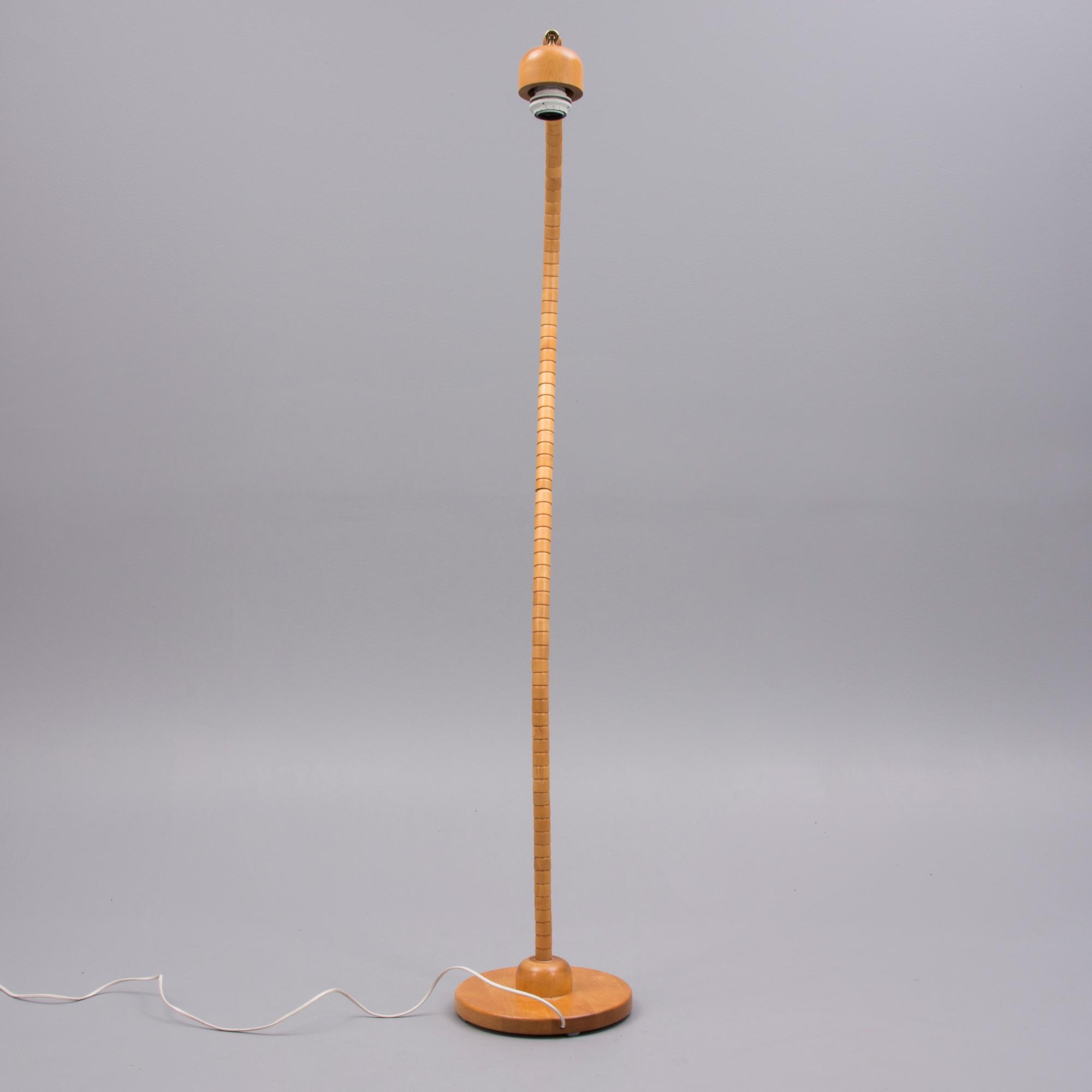 GOLVLAMPA, Markslöjd, 1900-talets senare hälft.