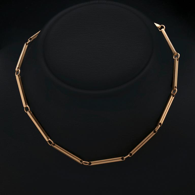 Necklace 18K gold, 26,8 g, approx 39 cm.