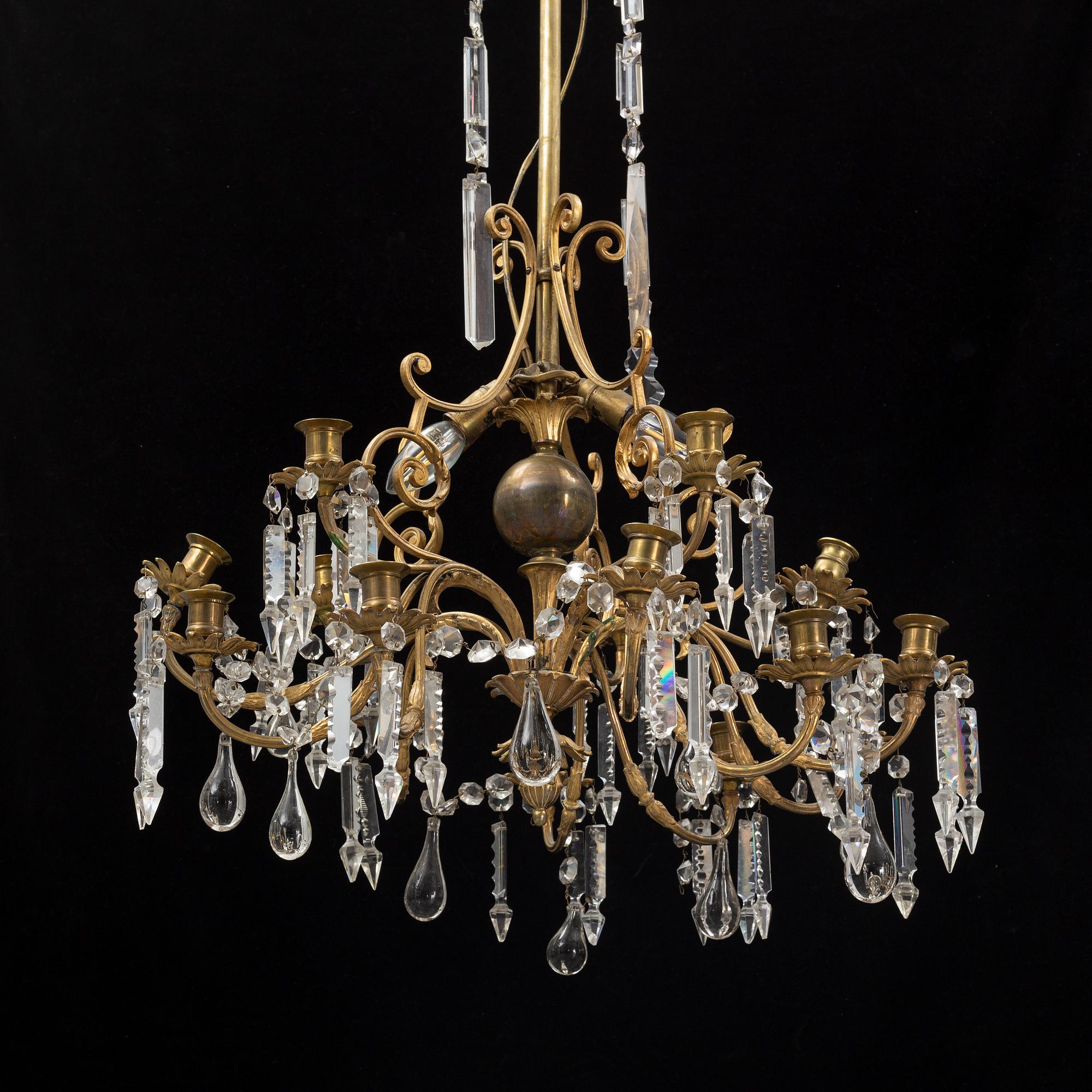 Ljuskrona, Oscariansk, omkring år 1900.