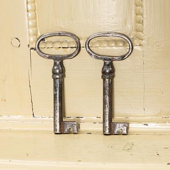 Corner cabinet, late Gustavian, circa 1800.