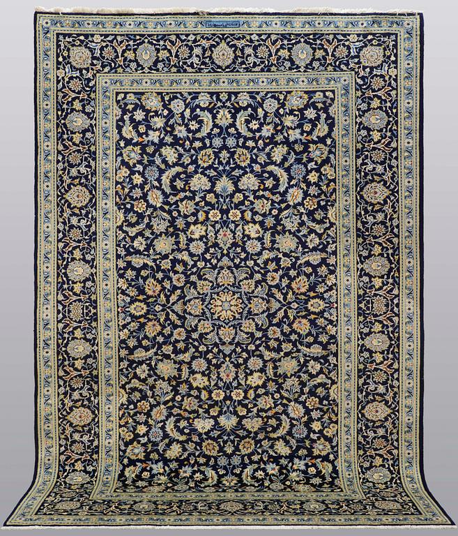 A carpet, Keshan, 291 x 190 cm.