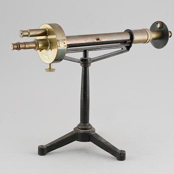 A metal measuring instrument, No 9806, Franz Schmidt & Haensch, Berlin, made around year 1900.