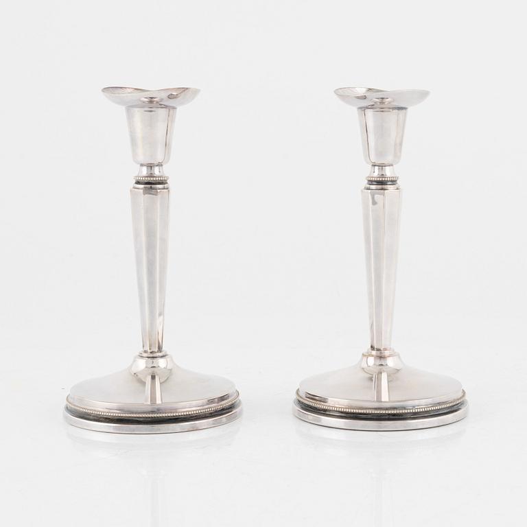 Eric Löfman, ljusstakar, ett par, silver, KG Markströms, Uppsala 1979.