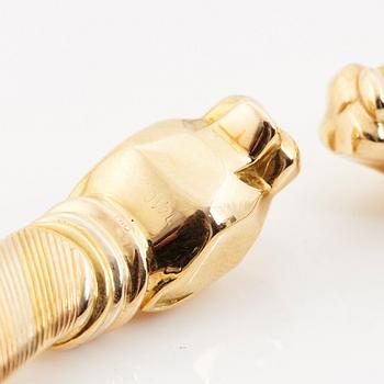 A necklace from Cartier.