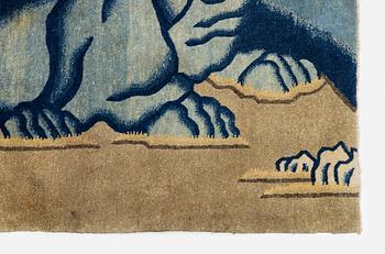 An antique Baotou rug, northern China, late Qing dynasty, around 1900. c. 252x151 cm.