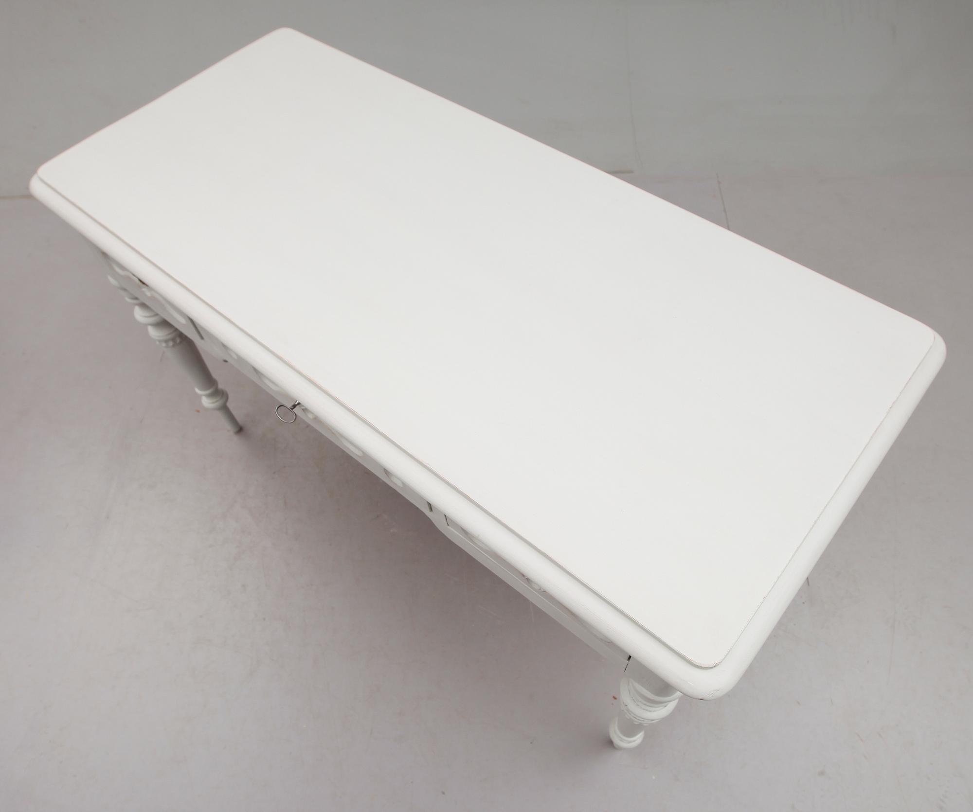 SKRIVBORD, 1800-talets andra hälft.