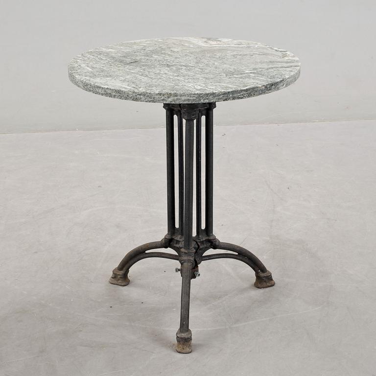 CAFÈBORD, gjutjärn/kolmårdsmarmor, 1900-tal.
