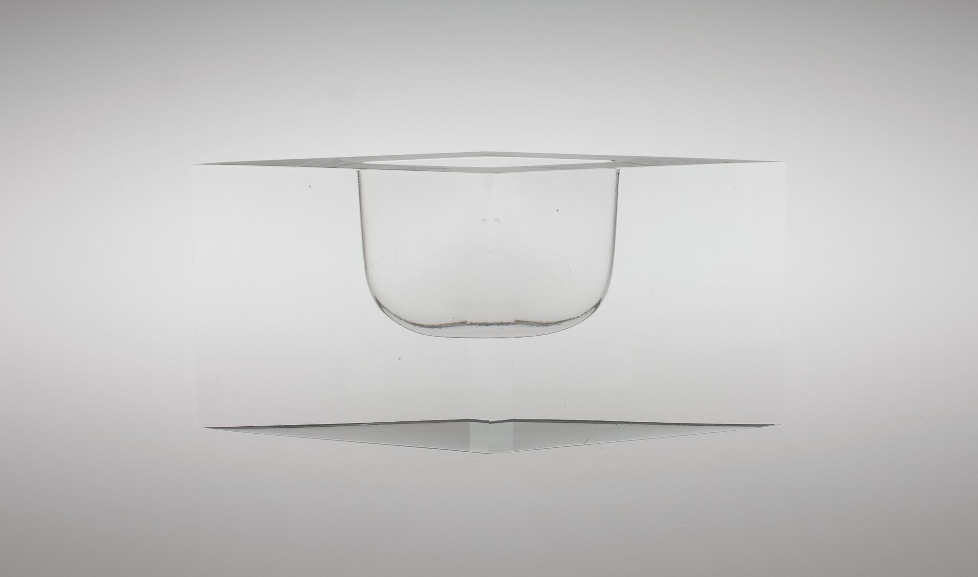 Timo Sarpaneva, GLASSKULPTUR.