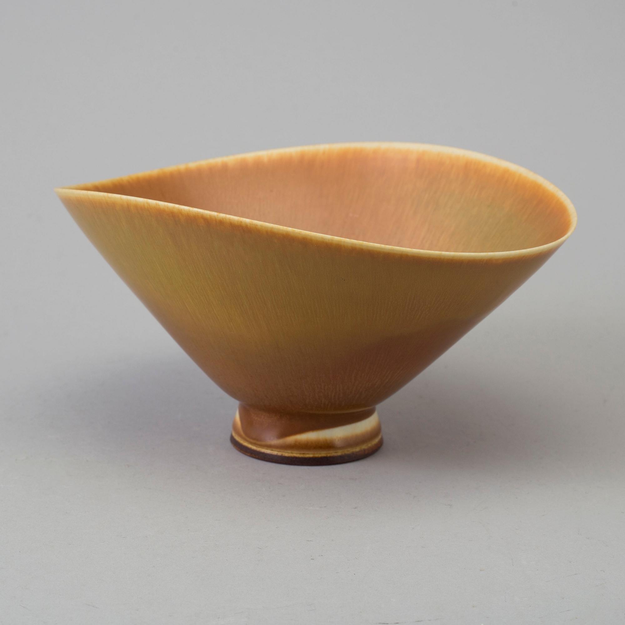 BERNDT FRIBERG, skål, stengods, signerad, Gustavsberg studio, 1900-talets andra hälft.