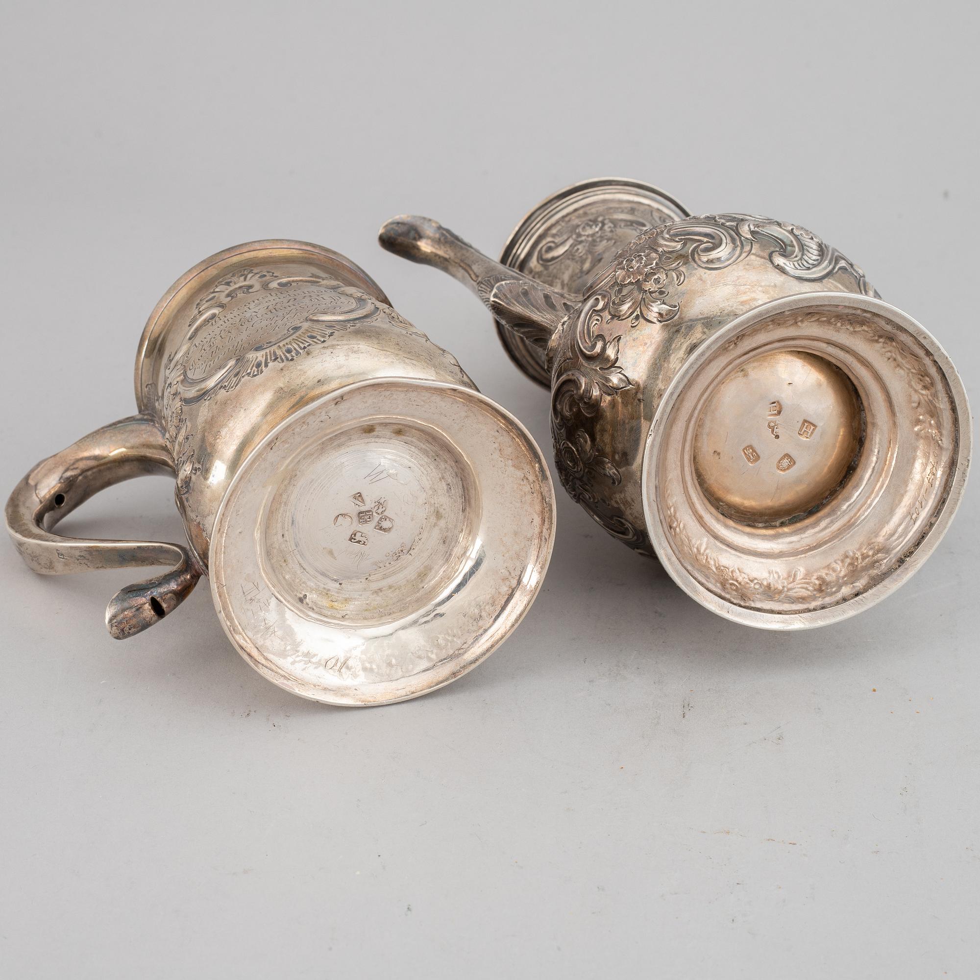 A silver jug and coffee pot, including  John Langlands I & John Robertson I, Newcastle 1788.