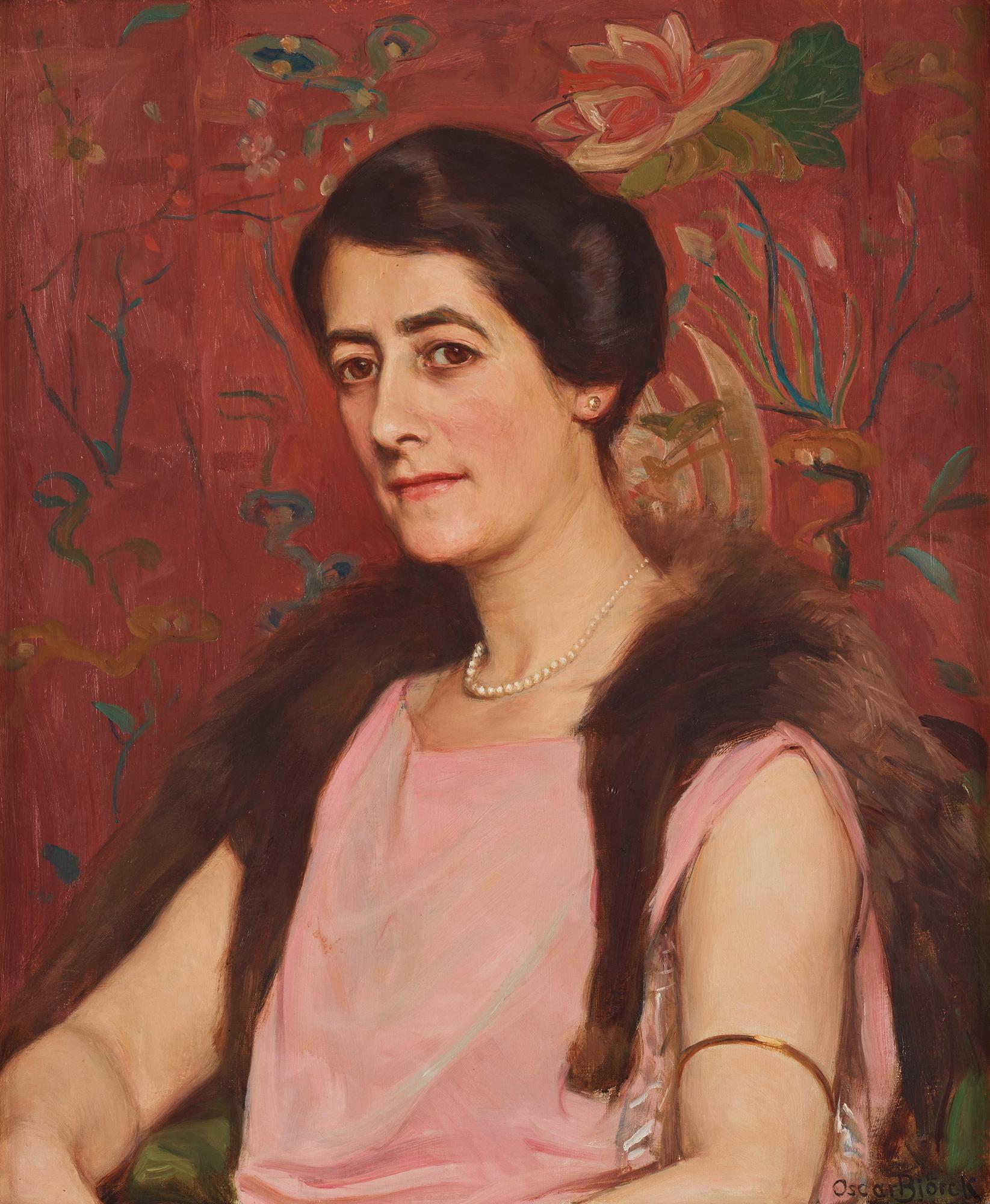 Portrait of a woman.