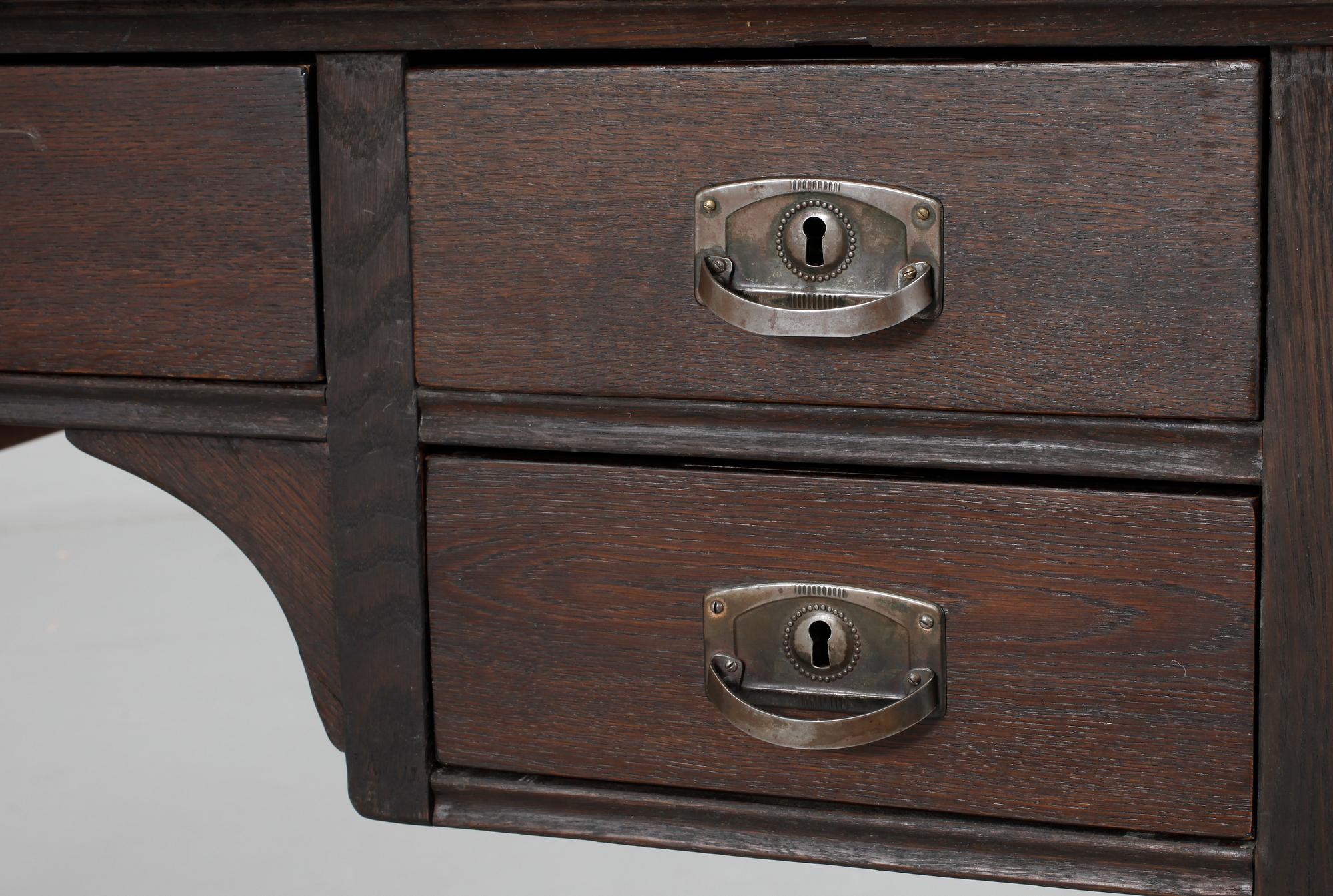 SKRIVBORD, senjugend, bär dat 1920.