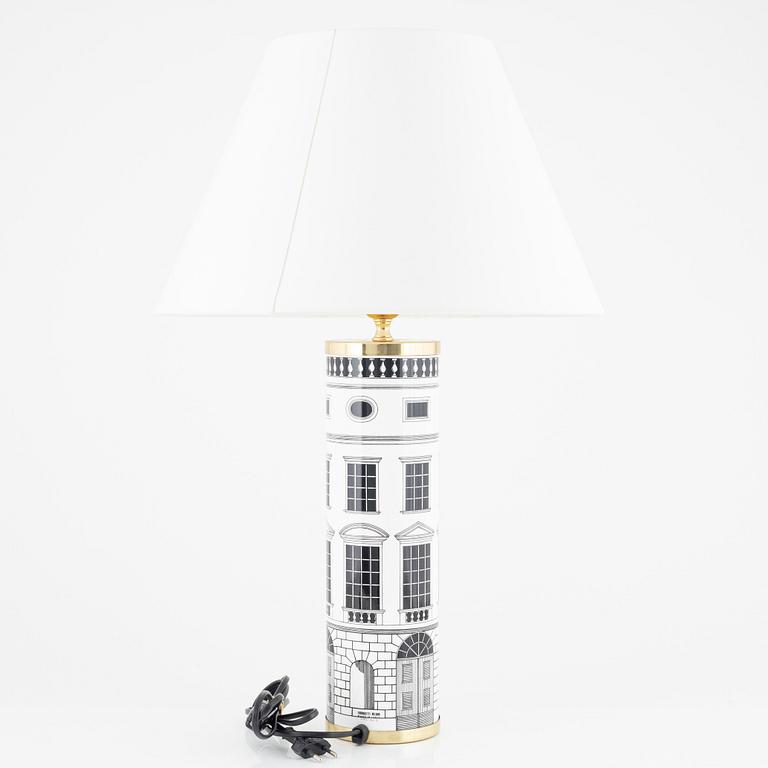 Piero Fornasetti, bordslampa, Milano, Italien 2017.