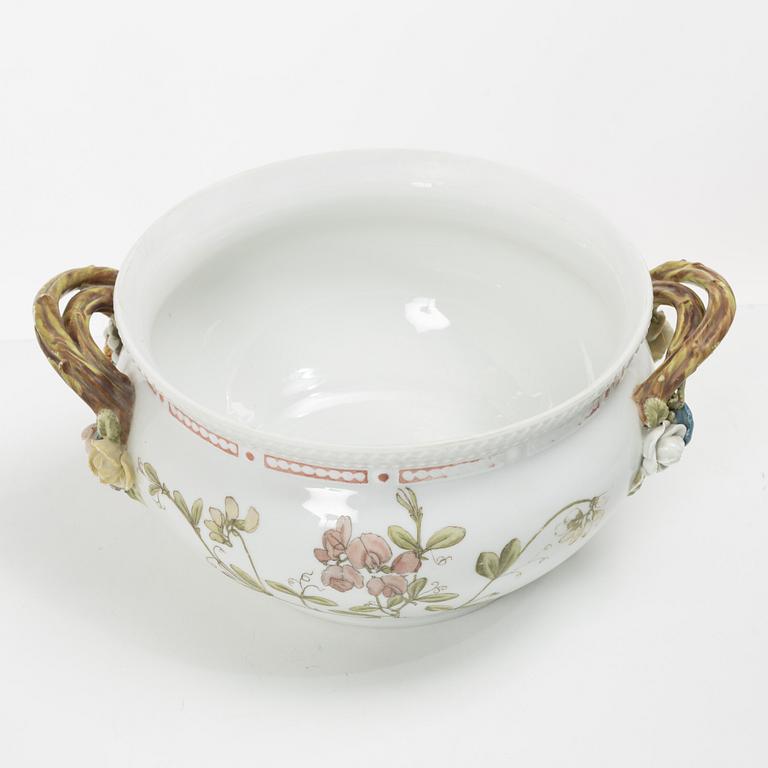 Royal Copenhagen, terrin, "Flora Danica", Danmark, 1967-83.