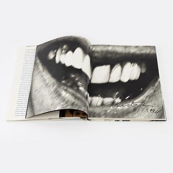 Richard Avedon,  Photobook, "Richard Avedon; Evidence 1944–1994", signed.