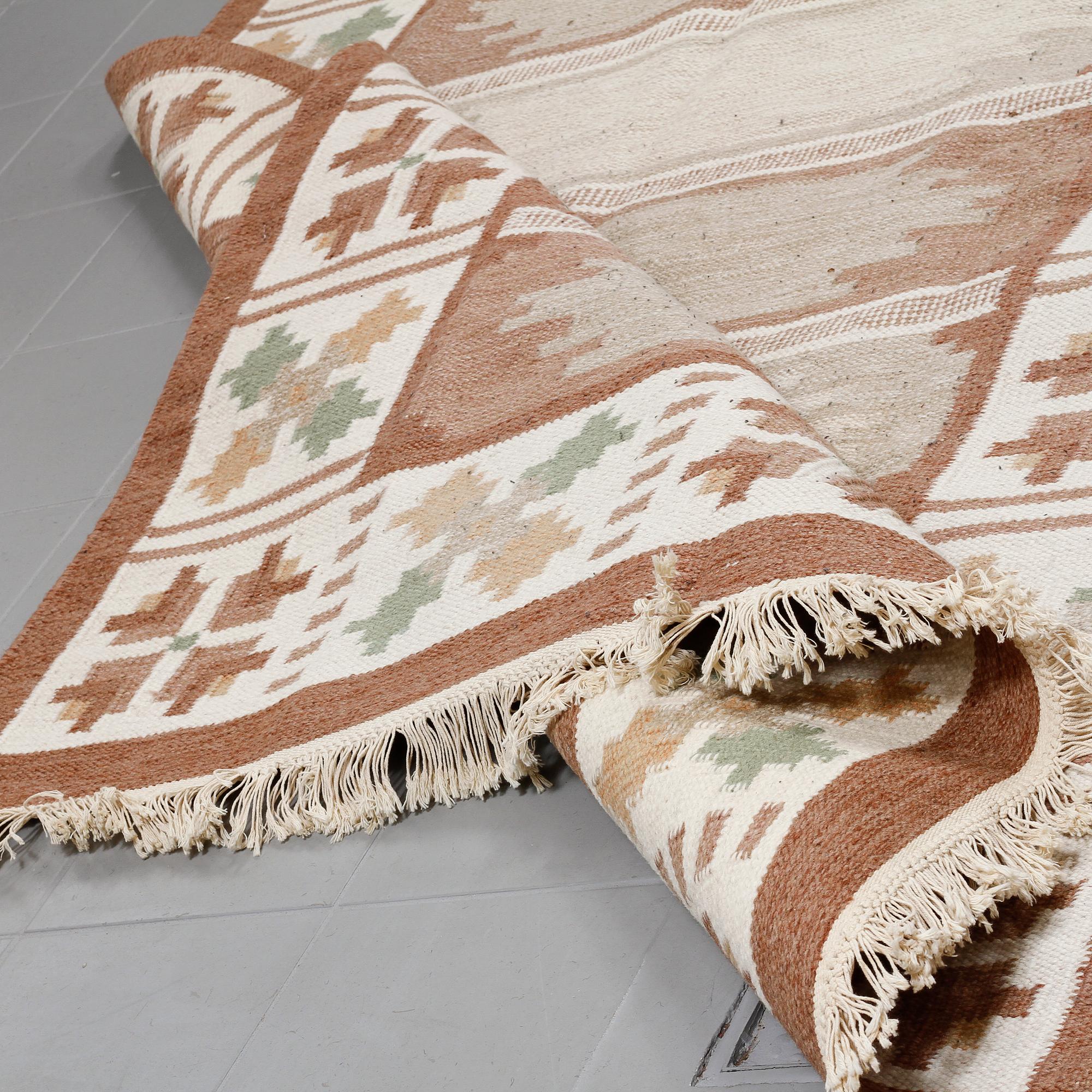 A flatweave rug, second half of the 20th century, 220 x 172 cm.