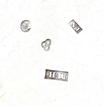 LOCKDOSA, silver, Mattias Helén, Västervik 1843. Vikt ca 96 gram.