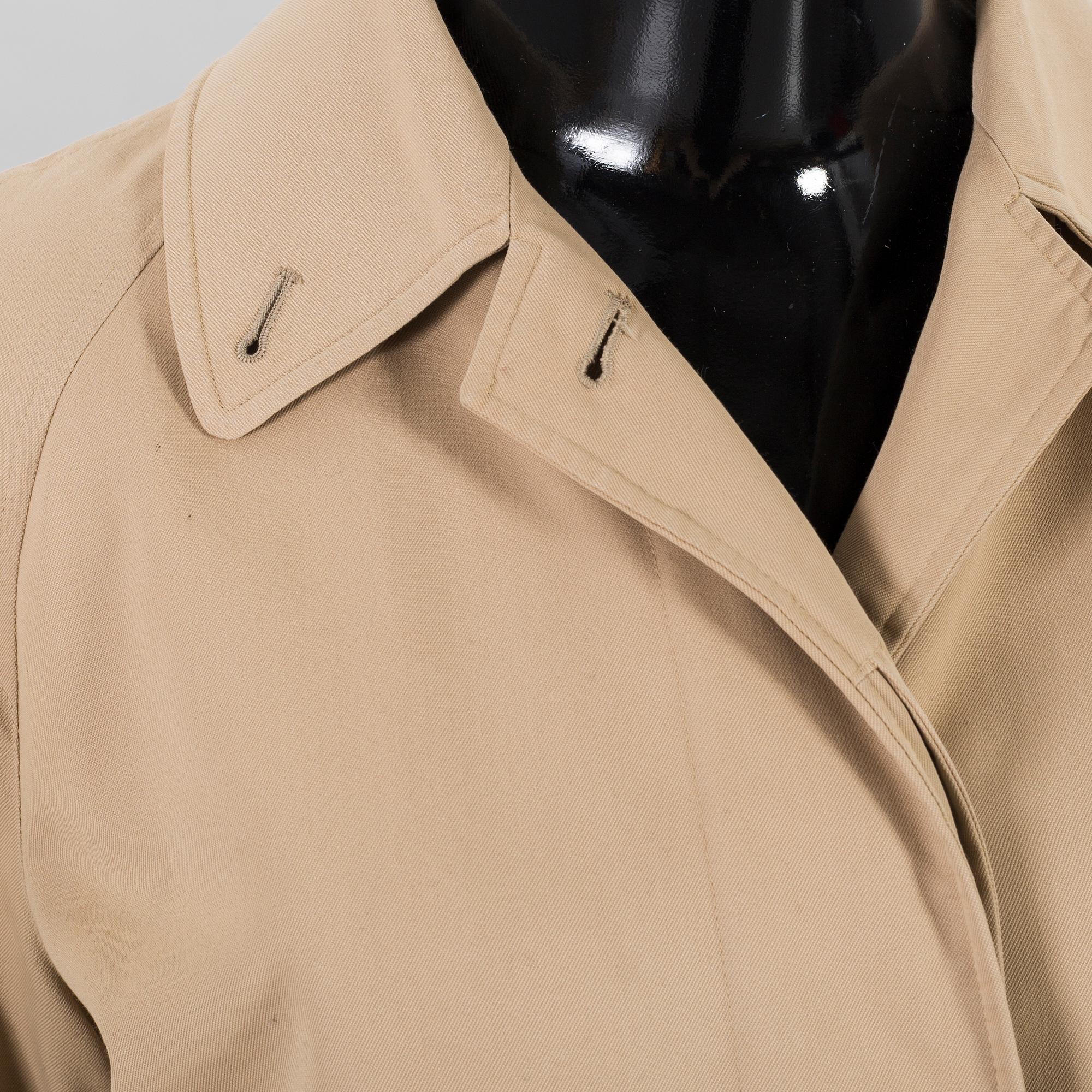 BURBERRY kappa/trenchcoat dam, enl uppgift storl 40.