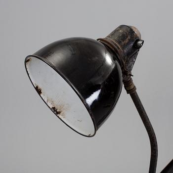 GOLVLAMPA, industri, 1900-talets mitt.