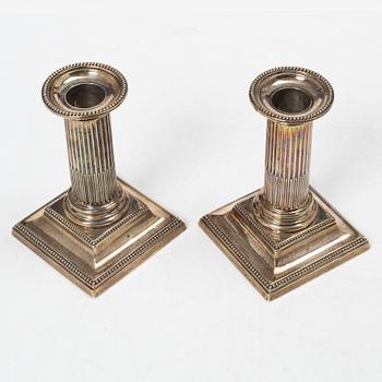 Hawksworth, Eyre & Co Ltd, a pair of silver candlesticks, Sheffield 1890.