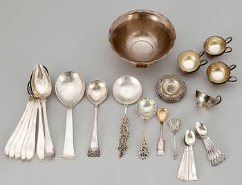PARTI SILVER, mest Sverige, 1800-1900-tal. Tot vikt ca 1300 g.