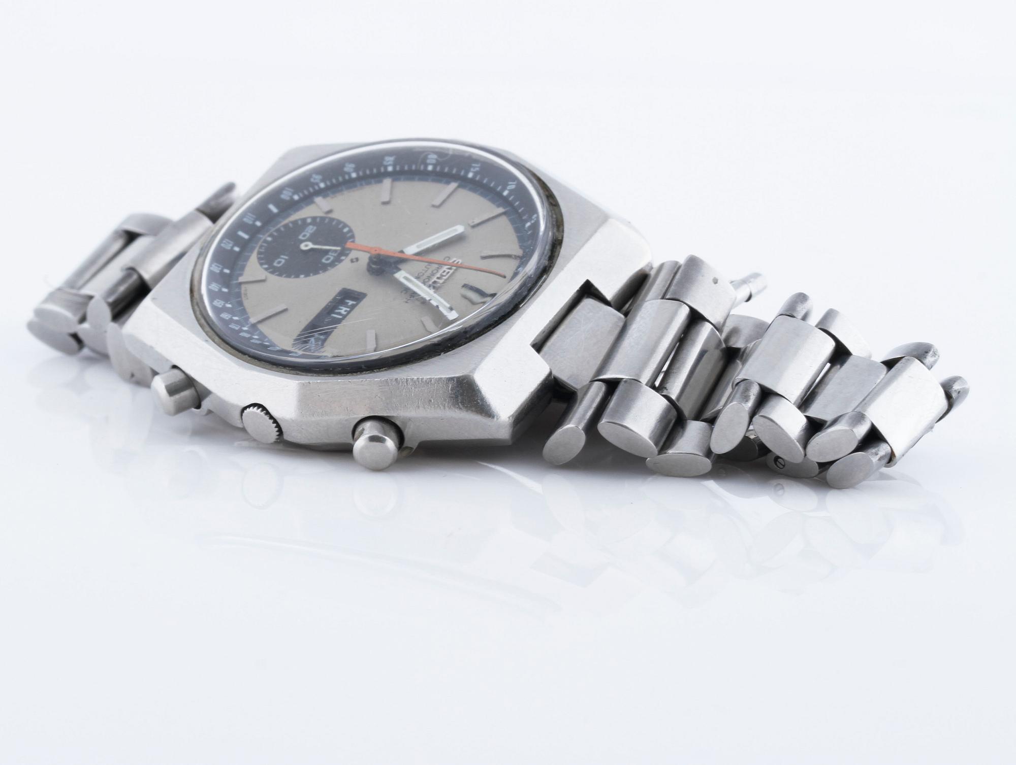 SEIKO, Chronograph Automatic, wristwatch, 40 x 42 mm.