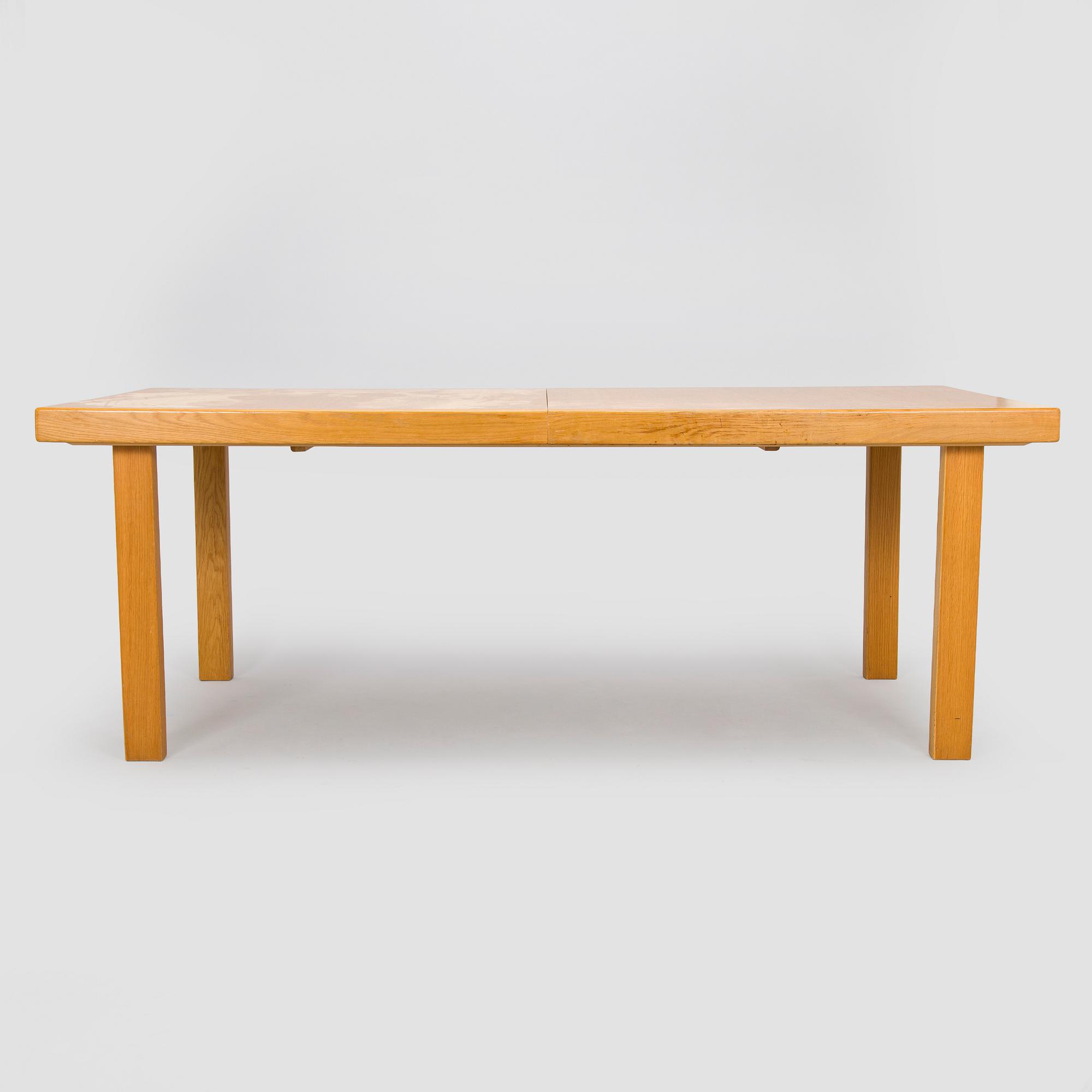 Carl Gustaf Hiort af Ornäs, ruokapöytä, "Näyttely Senior", HMN Huonekalu Mikko Nupponen 1950-luku.