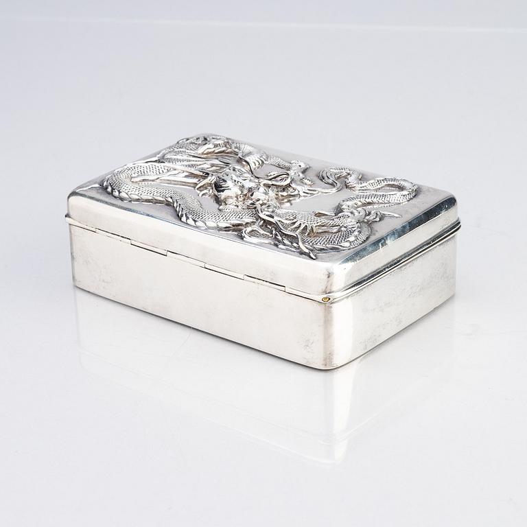 A Chinese Export silver box with cover, early 20th century.