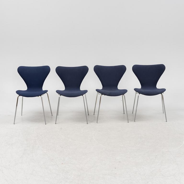 Arne Jacobsen, stolar, 4 st, "Sjuan", Fritz Hansen, Danmark, 1970-tal.