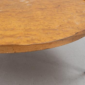 Josef Frank, a model '2139' elm burr and walnut coffee table from Firma Svenskt Tenn, after 1985.