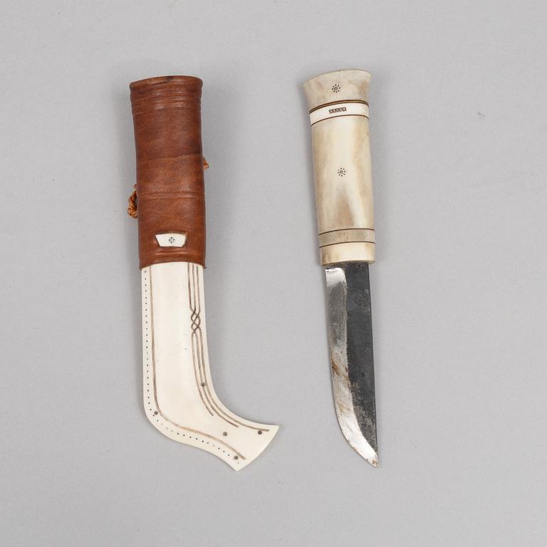 Ingvar Backlund, a reindeer horn knife, signed and dated 99-XX.