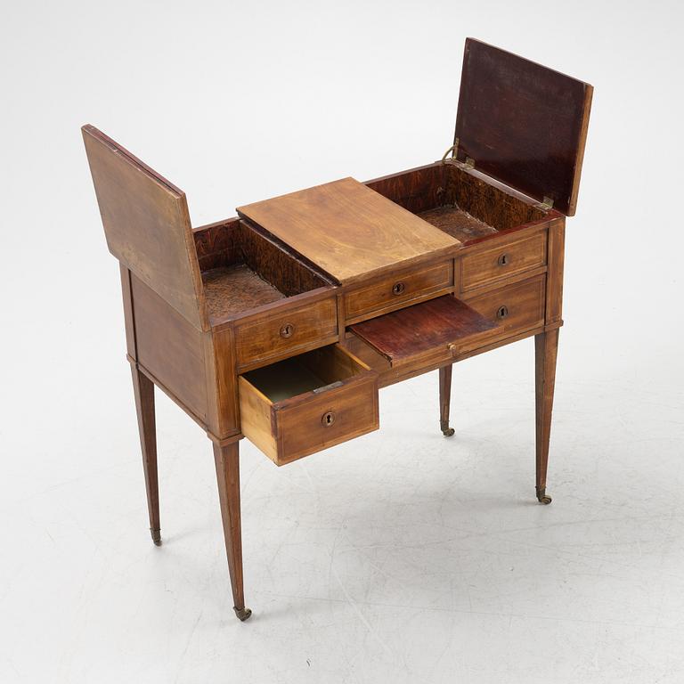A late Gustavian mahogany dressing table, circa 1800.