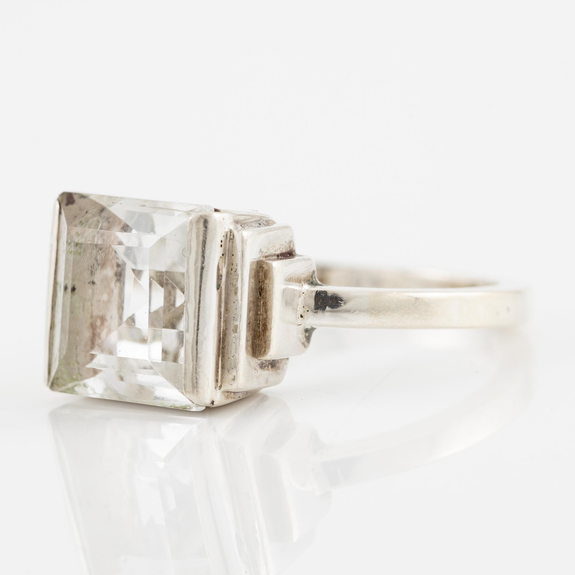 Wiwen Nilsson, ring, silver med trappslipad bergkristall, Lund 1943.