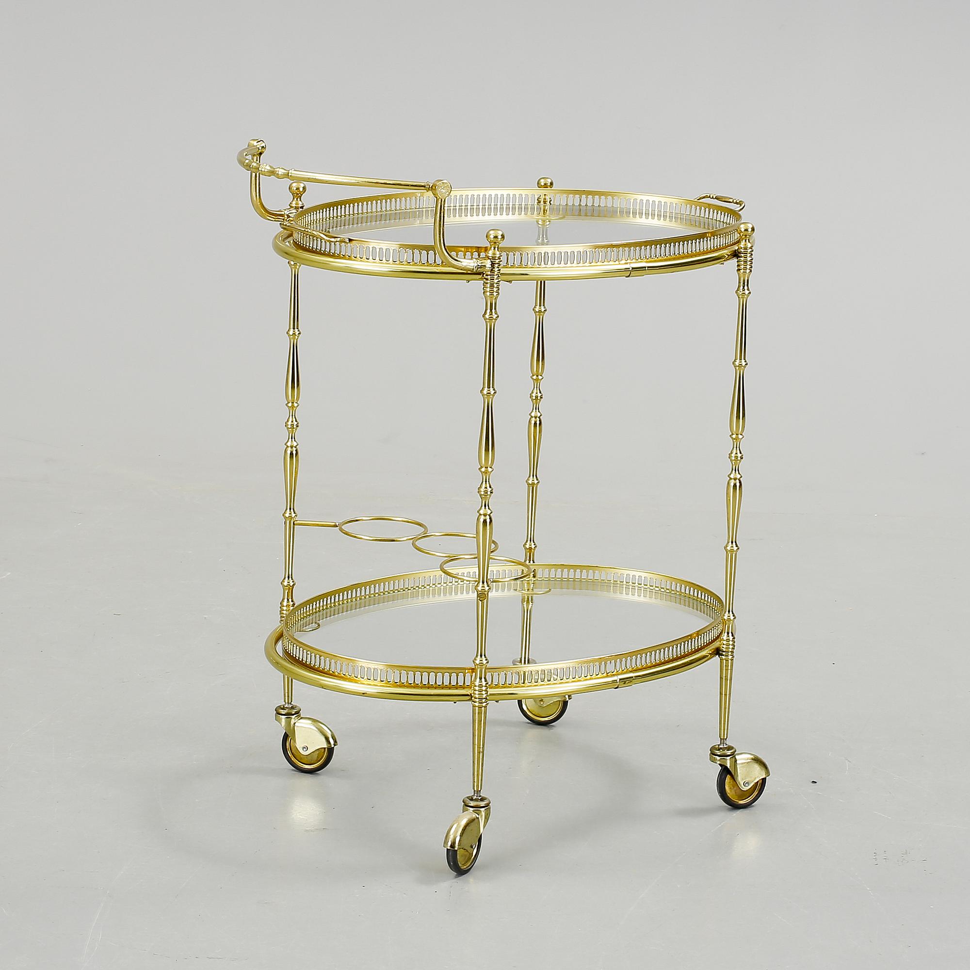 SERVERINGSVAGN, 1900-talets andra hälft.