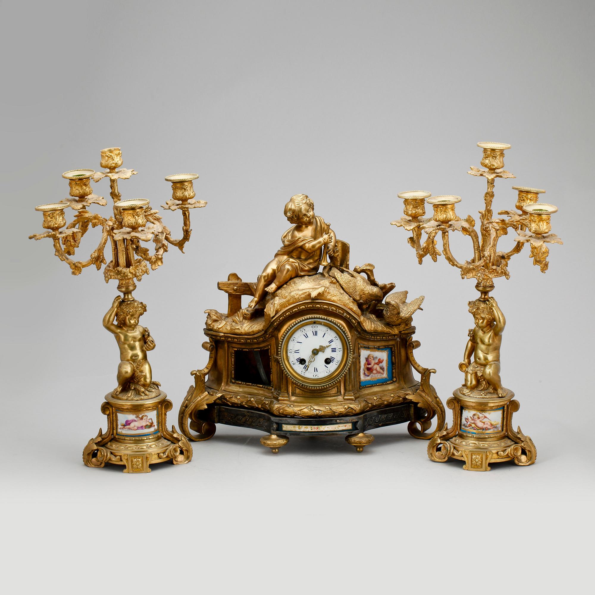 BORDSGARNITYR, 3 delar. Louis XVI-stil, 1800-talets slut.