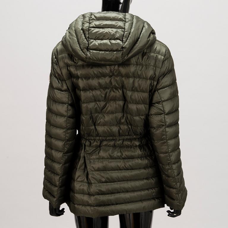 Moncler DAMJACKA i storlek 5.