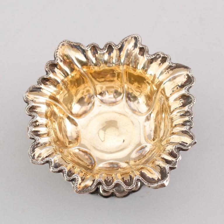 SALTKAR, silver, Ryssland 1852. Vikt ca 38 gram.