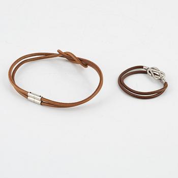 Hermès, a leather necklace and bracelet.