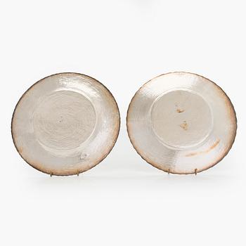 Tapio Wirkkala, two sterling silver dishes, TW 140, Kultakeskus, Hämeenlinna 1970 and 1973.