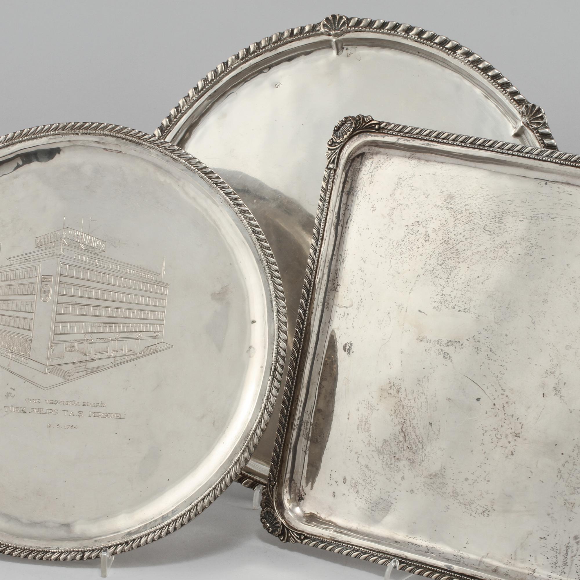BRICKOR/FAT, 3 st, silver delvis låghaltigt, omkring 1900-talets mitt. Vikt 1900 g.