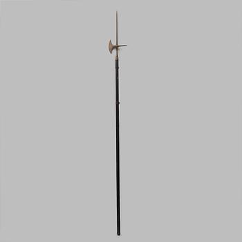 HILLEBARD, svensk, s.k. m/1697 med järnskodd stång.