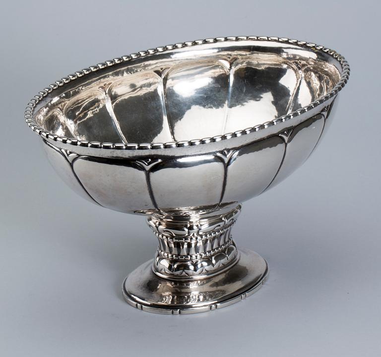 SKÅL på FOT, silver, Cohr, Köpenhamn, Danmark, 1929. Vikt c:a 2200 g.