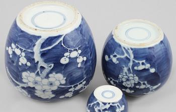 BOJANER, 3 st porslin, Kina, 1800/1900-tal.