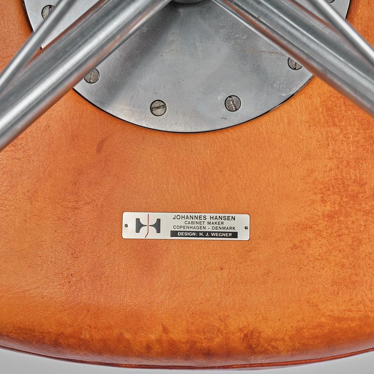 Hans J. Wegner, skrivbordsstol, "Swivel Chair" modell "JH502", Johannes Hansen, Danmark, 1950-60-tal.
