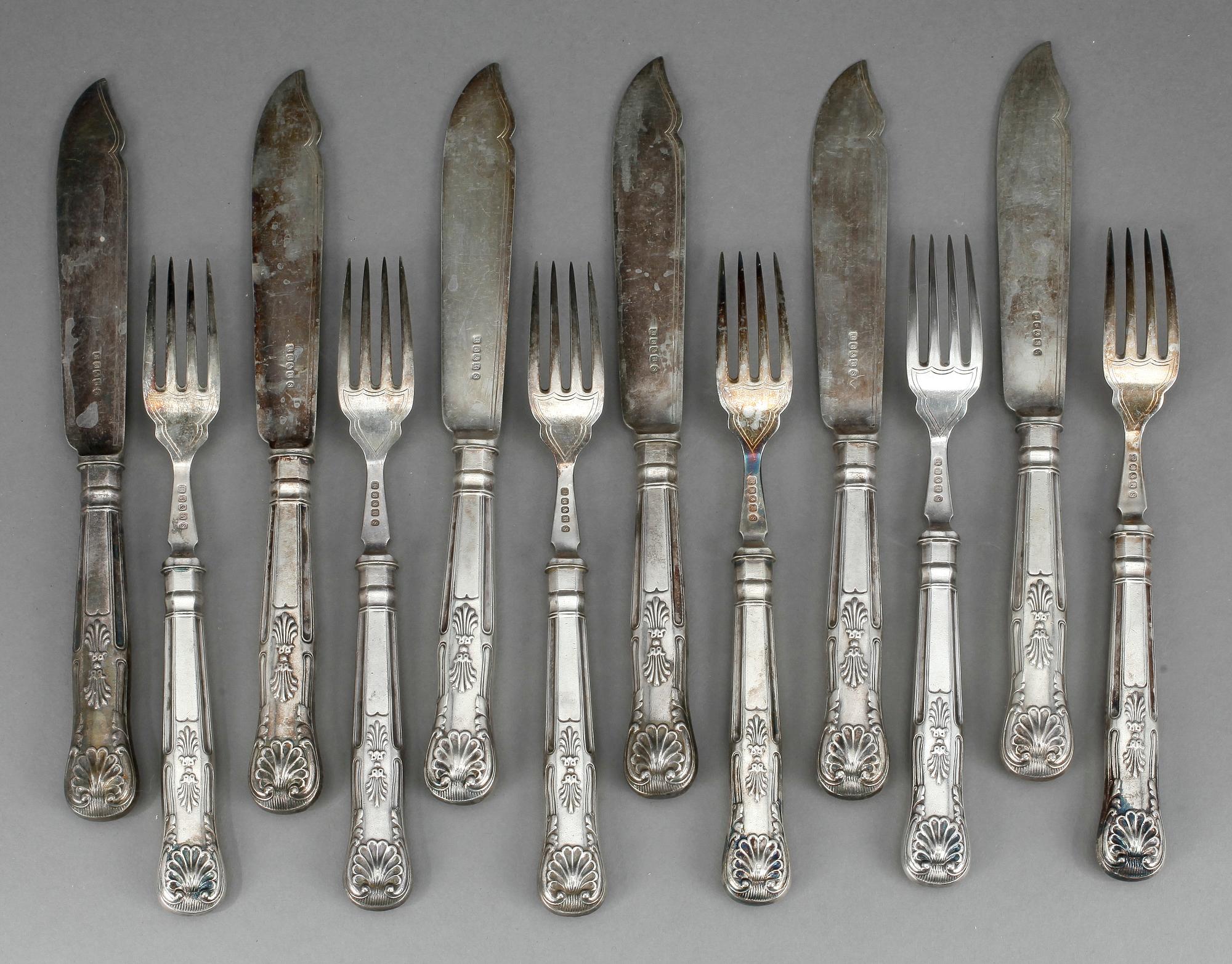 SILVERBESTICK, 12 st, trol Harrison Brothers & Howson, Sheffield, 1900-talets första hälft. Total vikt ca 699 gram.