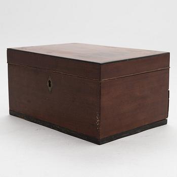 Läkemedelslåda, 1800-talets mitt.