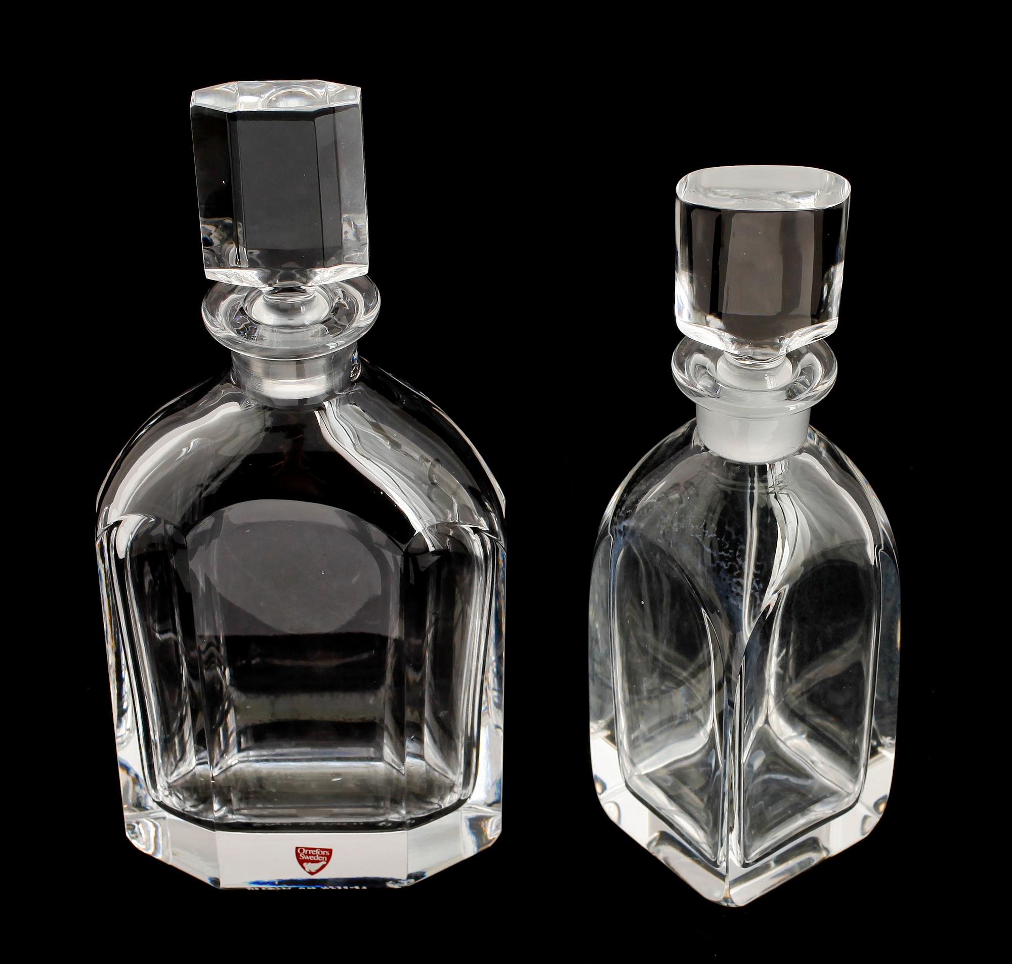 KARAFFER, 2 st, glas, bla Olle Alberius, Orrefors.